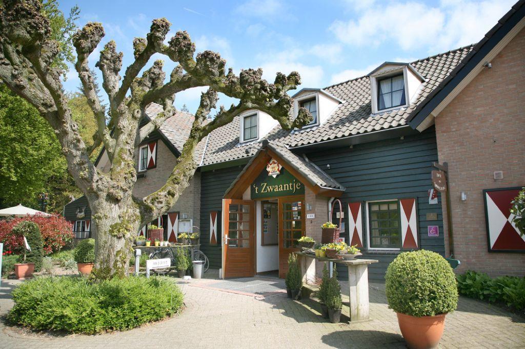 Herberg Restaurant 'T Zwaantje Mook Exterior foto